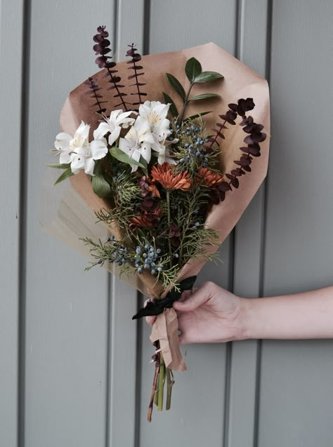 Bouquet In Paper Wrap, Mini Flower Bouquet Aesthetic, Butcher Paper Bouquet, Flower For Man Birthday, Small Eucalyptus Bouquet, Small Bouquet For Men, Bouquet For Men Flower, Masculine Flower Arrangements Men, Manly Flower Arrangements