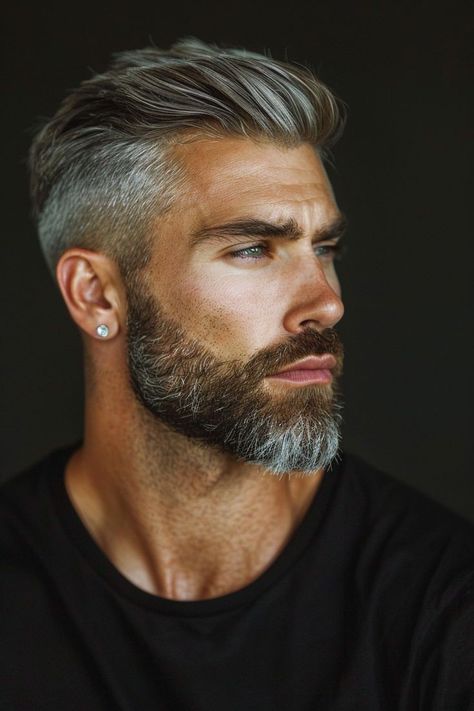 Handsome Man Over 40, Handsome Bald Men, Men In Their 40s, Top Haircuts For Men, Older Men Haircuts, Older Mens Hairstyles, Mens Hairstyles With Beard, Gents Hair Style, Grey Hair Men