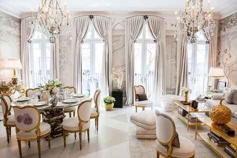 Our 12 Favorite Rooms at the 2016 Kips Bay Decorator Show House | The Kuotes Blog Alex Papachristidis, Tea Room Design, Luxurious Dining Room, Mark D Sikes, Traditional Dining Rooms, Gold Dining, Traditional Dining, Traditional Dining Room, Beautiful Dining Rooms