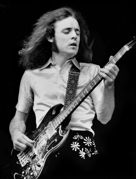 Jack Bruce Cream Eric Clapton, Cream Band, Sunshine Of Your Love, Ginger Baker, Jack Bruce, John Mayall, Bass Guitarist, Blind Faith, Classic Rock And Roll