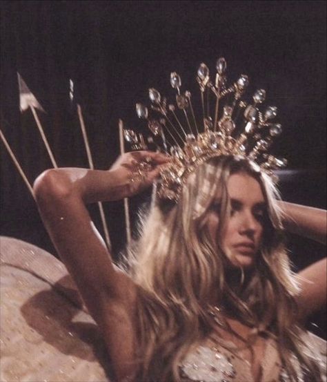 Goddess Aesthetic, A Woman, Crown, Hair, Gold