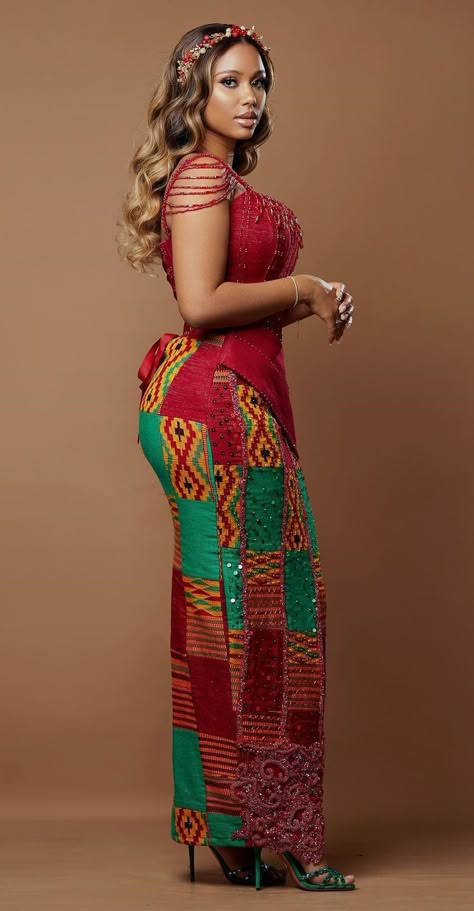 Midi Kente Dress, Kente Wedding Styles, Kente Designs Ghana, Kente Short Dress Styles Ghana, Kente Styles Ghana Women, Ghana Dress Styles, Short Kente Styles For Graduation, Kente Dress Styles Classy, Ghana Kente Styles