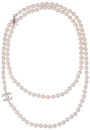 Vintage Chanel Runway, Cc Pearl Necklace, Doctor Jewelry, Chanel Pearl Necklace, Chanel Necklace, Chanel Pearls, Kawaii Jewelry, Rent The Runway, Chanel Jewelry