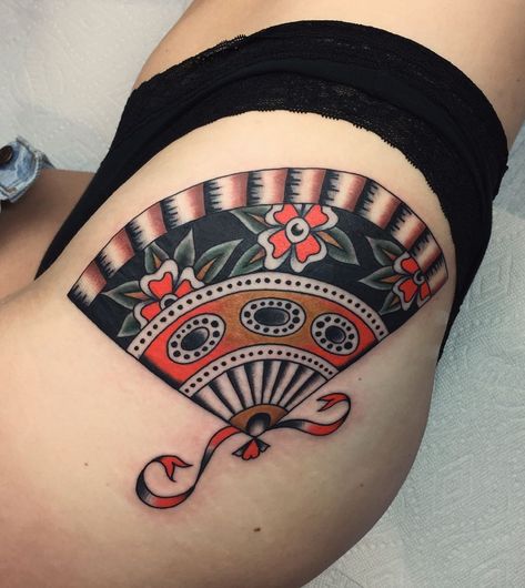 Fan Hip Traditional Tattoo | Tattoo Ideas and Inspiration | Andrew Vidakovich Fan Traditional Tattoo, Japanese Fan Tattoo Traditional, Traditional Fan Tattoo, Illustration Man, Fan Tattoo, Hips Dips, Tattoo Photography, Tattoo Traditional, Japanese Fan