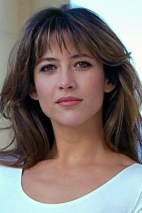 Sophie Marceau Sophie Marceau Photos, Wedge Hairstyles, Asymmetrical Hairstyles, Funky Hairstyles, French Actress, Hairstyles Over 50, Undercut Hairstyles, Feathered Hairstyles, Everyday Hairstyles