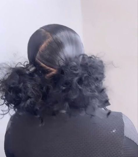 Check more at https://howcandothis.com/hairstyleideas/22121/ Sleek Ponytail Hairstyles, Birthday Hairstyles, Quick Weave Hairstyles, Quick Braided Hairstyles, Braided Hairstyles For Teens, Protective Hairstyles Braids, Natural Curls Hairstyles, Pretty Braided Hairstyles, Hairdos For Curly Hair