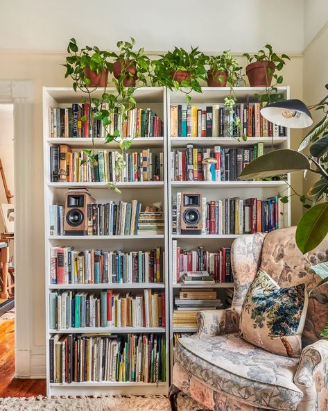 Billy Ikea, Metal Bistro Chairs, Large Bookcase, Bookshelves In Living Room, Brooklyn Apartment, Ikea Billy, Billy Bookcase, Home Library Design, Home Libraries