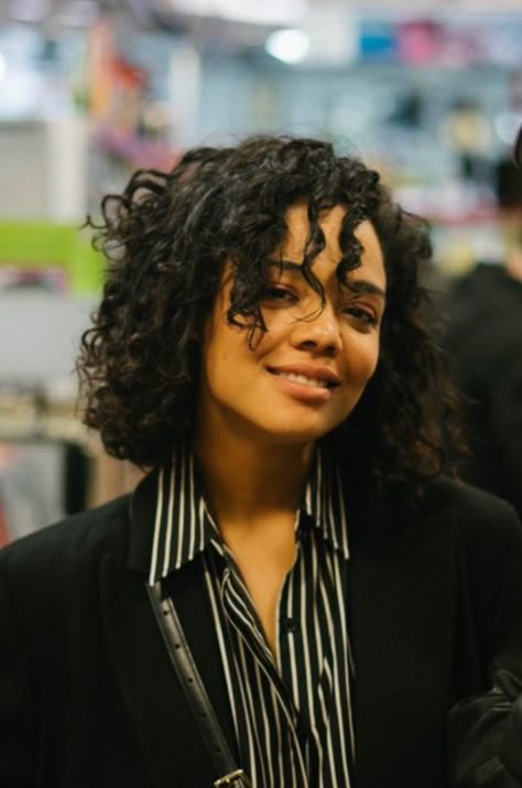 Aesthetic Curly Hair, California Hair, Actress Style, Seven Husbands Of Evelyn Hugo, Evelyn Hugo, Black Curly, Tessa Thompson, Pretty Females, Haircut And Color