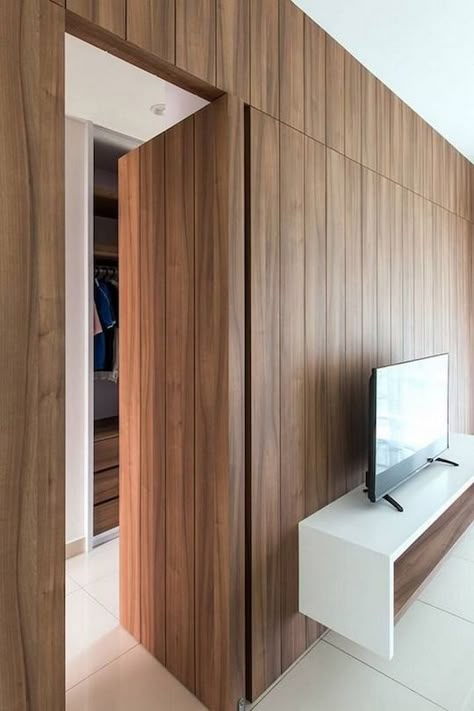 Dold Dörr, Hidden Doors In Walls, Pintu Interior, Home Engineering, Invisible Doors, Wooden Cupboard, Hidden Doors, Doors Interior Modern, Hidden Rooms