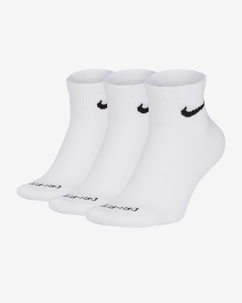 Nike Ankle Socks, White Nike Socks, Skater Outfit, Xmas Wishes, Sock Outfits, Nike Socks, Nike Training, White Socks, Birthday List