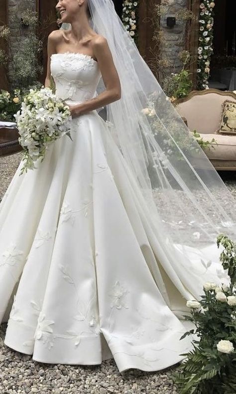 Classy Wedding Dress, Fairy Tale Wedding Dress, Diy Wedding Dress, Pretty Wedding Dresses, Cute Wedding Dress, White Wedding Dress, Country Wedding Dresses, Dream Wedding Ideas Dresses, Wedding Dress Trends