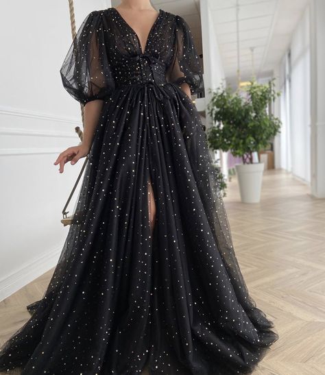 la femme dans l’art on Twitter: "Teuta Matoshi… " Prom Dresses Sparkly, 파티 드레스, Long Prom Gowns, Evening Gowns Elegant, A Line Prom Dresses, فستان سهرة, Glamorous Wedding, Prom Dresses With Sleeves, Tulle Prom Dress