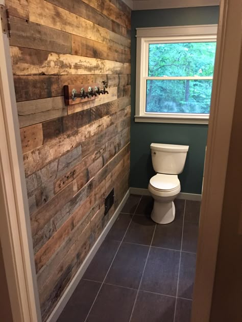 Bathroom accent wall from reclaimed barn wood. Pallet Wall Bathroom, Barnwood Accent Wall, Pallet Bathroom, Barn Bathroom, Wood Wall Bathroom, Bathroom Accent Wall, Bathroom Accents, Wood Pallet Wall, Rustic Bathroom Designs