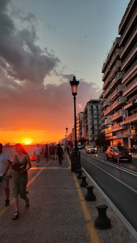 Peaceful Summer, Greece Sunset, Thessaloniki Greece, Thessaloniki, Summer Inspo, City Center, Beautiful Sunset, Travel Aesthetic, Sunny Day