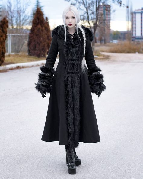 Anastasia E.G. on Instagram: “❄️👑❄️ *Details ⤵️ ▪️Coat from @devilnightuk (Reference: CT12601) #DevilNightUK #DevilNight #DevilFashion #gothic #goth #gothgoth…” Winter Goth, Black Hooded Coat, Coat With Fur Collar, Gothic Coat, Black Fur Coat, Coat With Fur, Long Black Coat, Fur Hood Coat, Long Coat Jacket