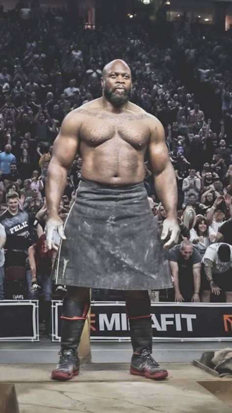 Strong Men Competition, World Strongest Man, Strong Man Physique, Mark Felix Strongman, Strong Man Competition, Viking Physique, Strongman Body Reference, Body Builder Pose Reference, Powerlifter Men