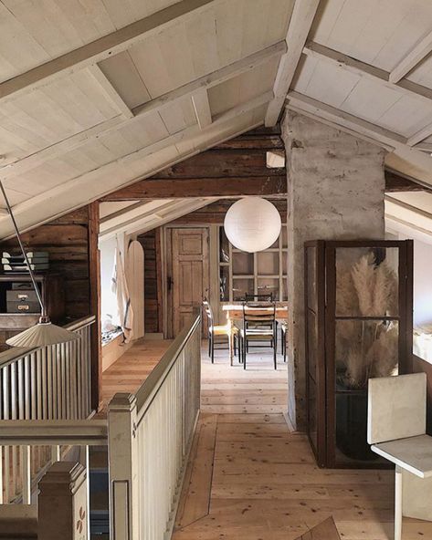 Pole Barn Loft Ideas, Witchcraft 101, English Cottage Interiors, Hallway Staircase, Home Ideas Kitchen, Swedish Home, Home Drawing, Summer Cabin, Living Interior Design