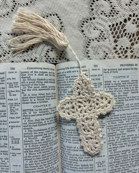 Crochet cross bookmarks ARE BACK 🙏🏻✨ When these launched last month they sold out in less than 24 hours…. why? Because look!! They are the sweetest gift and most perfect way to mark your reading spot! Who’s grabbing one?? Crochet Bible Bookmarks, Crochet Cross Keychain, Christian Crochet Ideas, Crochet Christian, Crochet Cross Bookmark, Christian Crochet, Bible Bookmarks, Cross Keychain, Bookmark Pattern