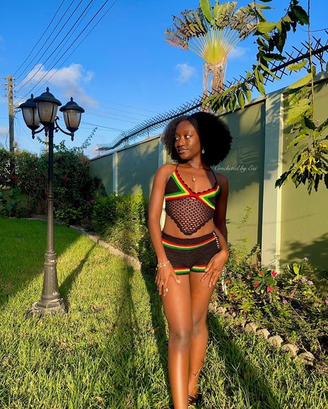 ❤️African art 🌺✨ 💛An Afrocentric spin on the Serenity Set! This crochet two-piece is the perfect beach or poolside outfit in this sunny climate☀️ 💚It’s handcrafted to perfection with breathable and lightweight stitches, using the fastest-drying yarn, so you can be fully dry after swimming, in just 20 minutes! 🖤Where would you take this set? 🏷️ GHC 470 ✨DM to order ✨Made-to-measure ✨Delivered 7-21 days after payment #crochet #crochetersofinstagram #crochetaddict #crochetdesign #crochetf... Crochet 2 Piece, Crochet Projects Ideas, Crochet Fits, Poolside Outfit, Crochet Two Piece, Learn Crochet, Crochet Bikinis, Vybz Kartel, Crochet Outfits