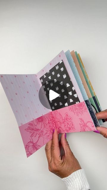 How To Make Paper Folder, How To Make A Folder With Paper, Book For 13+, How To Make Folders Out Of Paper, How To Make Booklets Ideas, Accordian Books Diy, Paper Folders Ideas, How To Cover A Book, How To Make A Paper Book