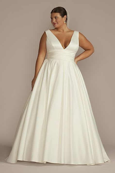 Boho Wedding Attire, Fat Bride, Satin Ball Gown Wedding Dress, Mikado Wedding Dress, Latest Wedding Gowns, Gorgeous Bridesmaid Dresses, Plus Wedding Dresses, Simple Wedding Gowns, Satin Ball Gown