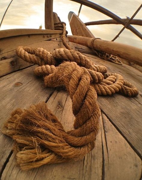 nautical rope. this is a good example of the rope that is used on a sea vessel, this allows me to see how the rope would look if left scattered around on the ships i am going to create, to allow a sense of realism when it comes to looking around the area. Navi A Vela, Pirate Life, Foto Art, Tall Ships, Wooden Boats, Pirate Ship, Shades Of Brown, Sailboats, Anchors