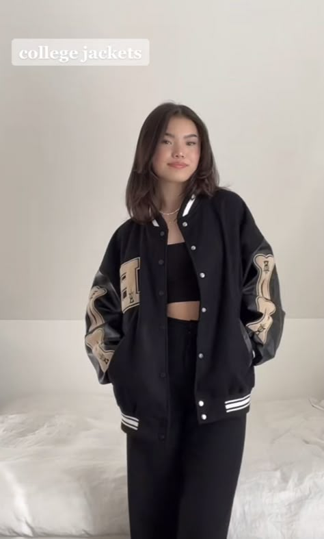 Black Varsity Jacket Outfit, Varsity Jacket Outfit, 90s Inspired Outfits, Oufits Casual, Casual College Outfits, Earthy Outfits, Cold Outfits, Fashion Attire, Pinterest Outfits