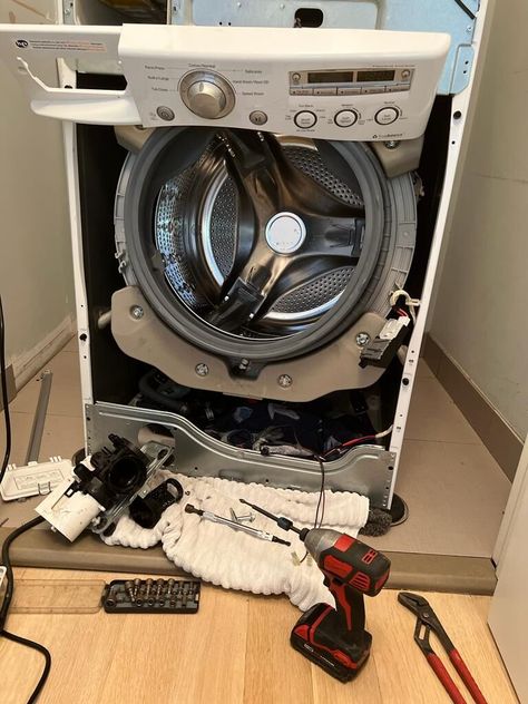 Washing Machine Pictures, Laundry Pictures, Ellen Rose, Washing Machine Installation, Modern Washing Machines, Washing Machine Repair Service, Deni Denials, Gray Instagram, Billing Format