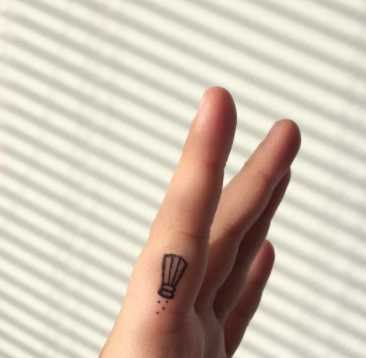 Salt Shaker Tattoo, Cuticle Tattoos, Silly Tattoos, Small Dope Tattoos, Matching Best Friend Tattoos, Finger Tats, Knuckle Tattoos, Light Tattoo, Muster Tattoos