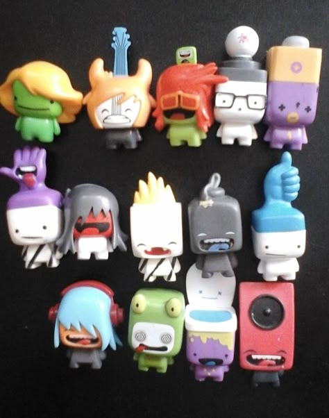 Vinyl art toys