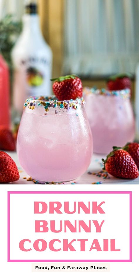 This cocktail is so fun for any gathering, but especially perfect for Easter or Spring with its pretty pastel color. Easy to make and fun to drink! Easter Cocktails Drinks, Fun Easter Drinks, Spring Drinks Alcohol, Easter Alcoholic Drinks, Sakura Latte, Bunny Cocktail, Easter Drink, Fun Party Drinks, Pink Latte