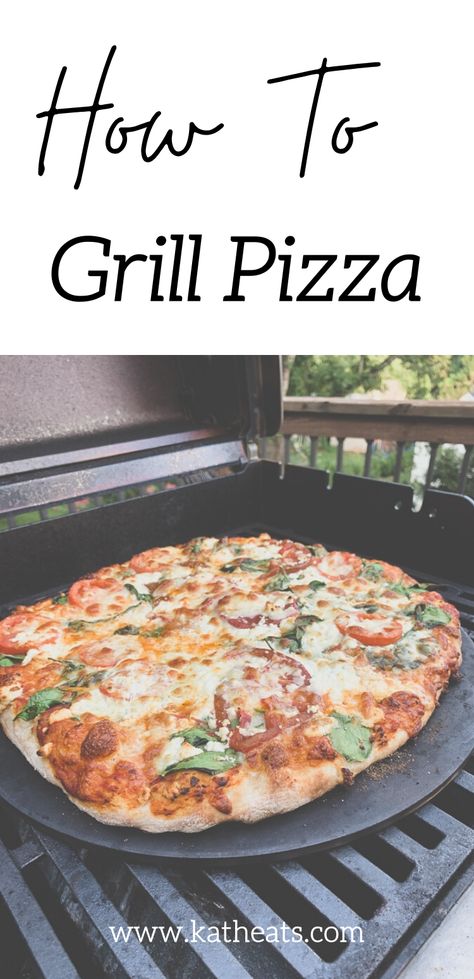 Pizza On Grill, Pizza Stone Recipes, How To Grill Pizza, Pizza On The Grill, Pizza Vegetarian, Grilled Pizza Recipes, Pizza Fruit, Grill Pizza, Pizza At Home