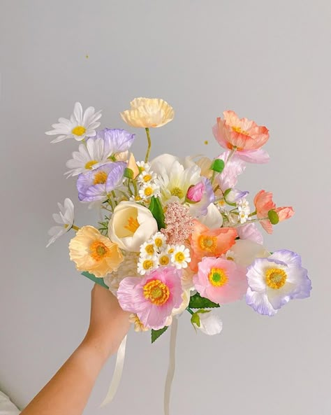 Two Whimsical Florists (@twowhimsicalflorists) | Instagram profile Poppy Bouquet, Boquette Flowers, Custom Bouquet, Garden Party Wedding, Beautiful Bouquet Of Flowers, Wildflower Wedding, Pastel Flowers, Wedding 2024, Bouquet Of Flowers