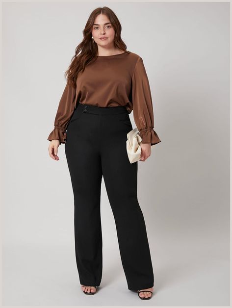 Work Outfits Office, Curvy Work Outfit, Summer Work Outfits Office Casual, Plus Size Business Attire, Outfit Formal Mujer, Summer Work Outfits Office, Flare Leg Trousers, Summer Business Casual Outfits, Work Outfit Office