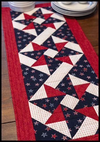 Valentine's Day Quilted Table Runners, Patriotic Table Runner Quilt Pattern, 4th Of July Table Runners Quilted, Patriotic Quilted Table Runners, Red White And Blue Table Runners, Easy Quilted Table Runners, Quilt Table Toppers, Table Runner Pattern Easy, Patchwork Quilts Patterns