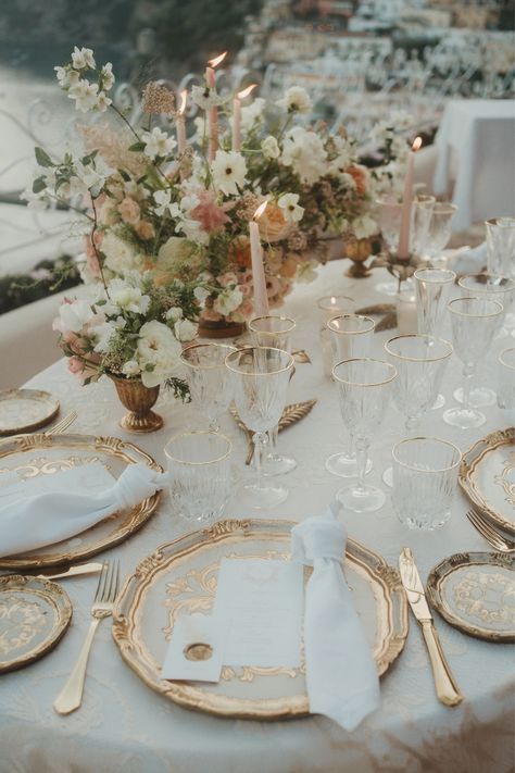 Aesthetic Amalfi Coast, Italy Wedding Aesthetic, Dream Wedding Ceremony, Romantic Aesthetic, Dream Wedding Decorations, Luxury Wedding Decor, Wedding Money, European Wedding, Wedding Table Decorations