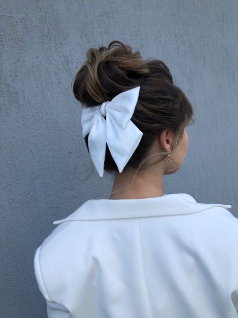 прическанасвадьбу Bow Hairstyle, Ribbon Hairstyle, Work Hairstyles, Hair Up Styles, Short Hair Styles Easy, Easy Hairstyles For Long Hair, Diy Hair Bows, Diy Hair Accessories, Fashion Aesthetic