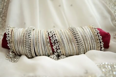 Image by Jason Keefer Photography http://maharaniweddings.com/gallery/photo/668 Tiffany Jewelry Box, White Bangles, Designer Bangles, Beautiful Bangles, Bridal Chura, Colorful Bangles, Indian Bangles, Indian Jewellery Design Earrings, Wedding Jewellery Collection