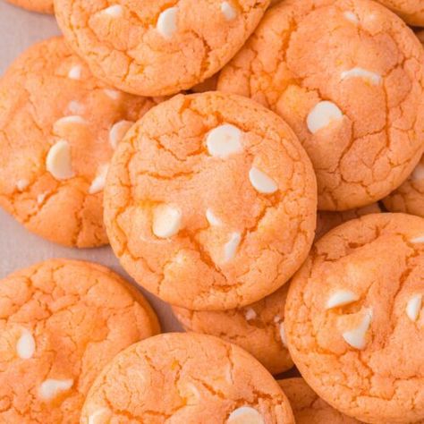 Orange Creamsicle Cookies - Happy Family Recipes Orange Jello Cake, Orange Creamsicle Cookies, Creamsicle Cookies, Happy Family Recipe, Jello Cookies, Orange Jello, Jello Cake, Orange Cookies, Favorite Cookie Recipe