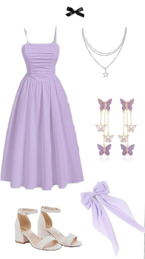 Simple Light Purple Dress, Cute Purple Dresses Casual, Damas Outfits Quinceanera Purple, Light Purple Aesthetic Clothes, Birthday Outfit For Teens 13, Purple Grad Dresses, Lavender Dress Casual, Cute Purple Outfits, Aesthetic Outfits Purple