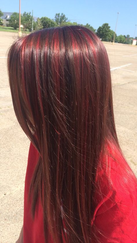 Got red highlights! Red Hair Streaks, Red Highlights In Brown Hair, Red Hair With Highlights, Cherry Red Hair, Red Hair Inspo, Wine Hair, Cherry Hair, Hair Color Streaks, Hair Streaks