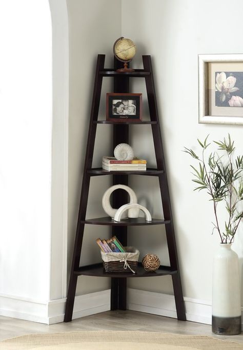 Living Room Corner Furniture, Corner Shelves Living Room, Ladder Shelf Decor, Corner Shelf Ideas, Corner Furniture, Living Room Corner, Corner Decor, Room Corner, Corner Shelf