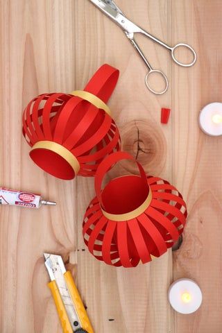 Lunar New Year Decoration Diy Chinese Paper Lanterns, Red Chinese Lanterns, Diy Chinese Lanterns For Kids, Chinese New Year Paper Lanterns, Paper Chinese Lanterns Diy, Chinese Lantern Craft For Kids, Chinese New Year Lantern Craft, Lunar New Year Lantern Craft, Diy Chinese Decorations