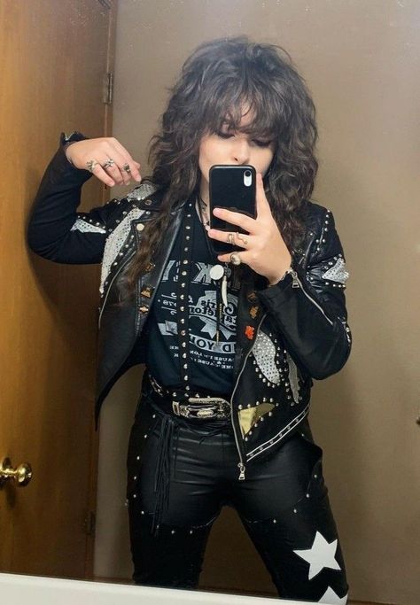 80s Metal Hairstyles, 70s Metalhead Fashion, 1980 Rock Fashion, 80s Hair Metal Outfits, 80s Female Rock Fashion, Metal Rock Aesthetic Outfit, 80s Hair Metal Fashion Women, Glam Rock Hairstyles Men, Casual Glam Rock Outfit