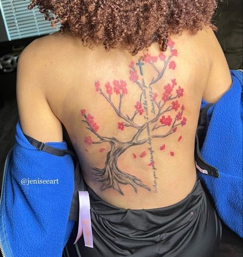 Tattoos For Women Hand, Women Hand Tattoos, Tattoos For Black Women, On Tattoo, Hand Tattoos For Girls, Cute Hand Tattoos, Back Piece Tattoo, Pretty Hand Tattoos, Neck Tattoos Women