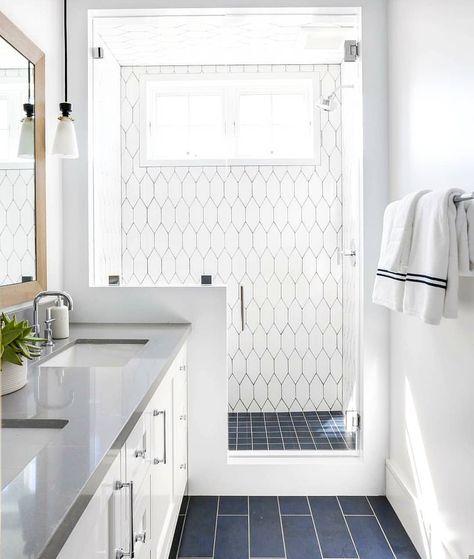 Bathroom - repinned by www.youngandmerri.com Drømme Bad, Blue And White Tile, Makeover Kamar Mandi, Bad Inspiration, Bathroom Tile Designs, Boys Bathroom, 아파트 인테리어, Tile Floors, Trendy Bathroom