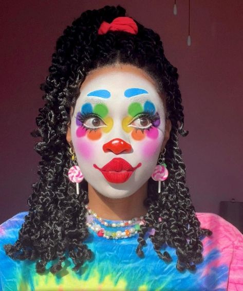 Full Face Colorful Makeup, Cat Clown Makeup, Clown Makeup Dark Skin, Creepy Clown Face Paint, Flower Clown Makeup, Clown Makeup Happy, Clown Makeup Rainbow, Cute Clown Face Paint, Pride Clown Makeup