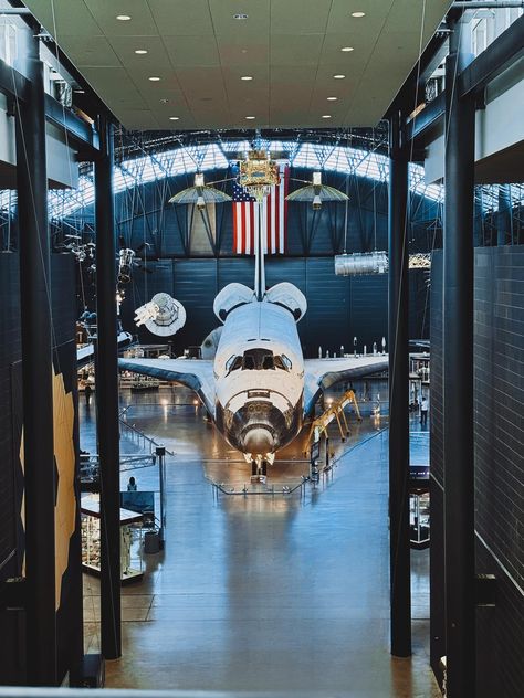 Went to the air and space museum yesterday in Chantilly. #AirAndSpace #airandspacemuseum #Planes Smithsonian Air And Space Museum, Space Museum, Air And Space Museum, Landscape Wallpaper, Beautiful Places, Travel, Quick Saves