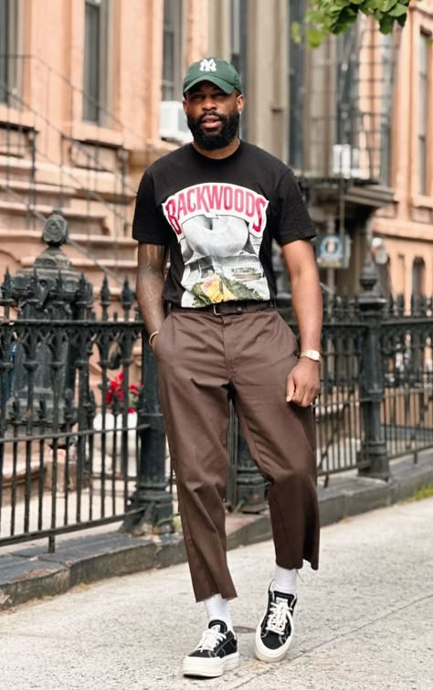 Hipster Street Style Men, Men Outfit Casual Streetwear, Casual Urban Outfits For Men, Men Fall 2024 Fashion, Birkenstock Guy Outfit, Mens Streetwear Casual, Men’s Nice Outfit, Casual Outfits For Men In 30s, Mens Styles And Fashion