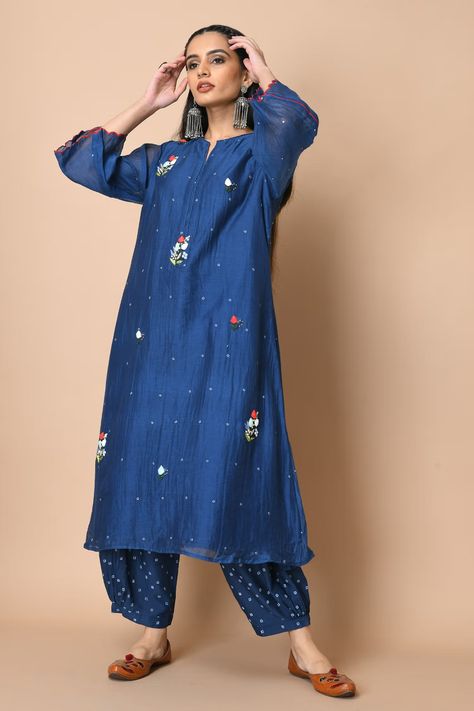 Buy Desert Shine by Sulochana Jangir Blue Chanderi Kurta Pant Set Online | Aza Fashions Designer Chanderi Kurta With Cutdana, Pants Sketch, Transitional Blue Chanderi Kurta, Bohemian Blue Chanderi Kurta, Fitted Blue Chanderi Kurta, Chanderi Kurta Designs, Chanderi Suits Design, Blue Silk Kurta With Cutdana Detailing, Indian Designer Suits